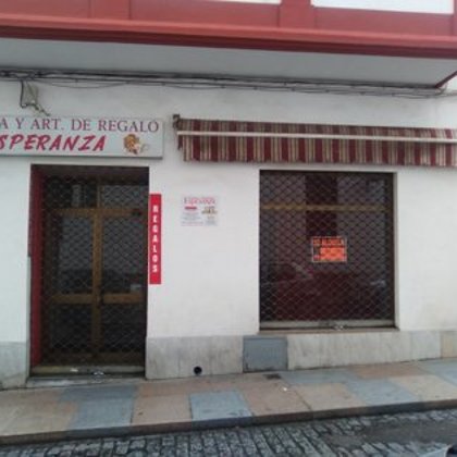 LOCAL ISABEL LOSA - Córdoba capital - Rent 400 € / month
